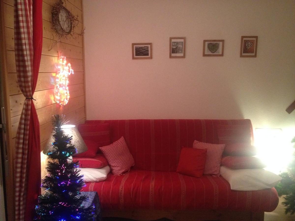 Romantic Chalet-Style Flat With Mountain View Torgon 外观 照片